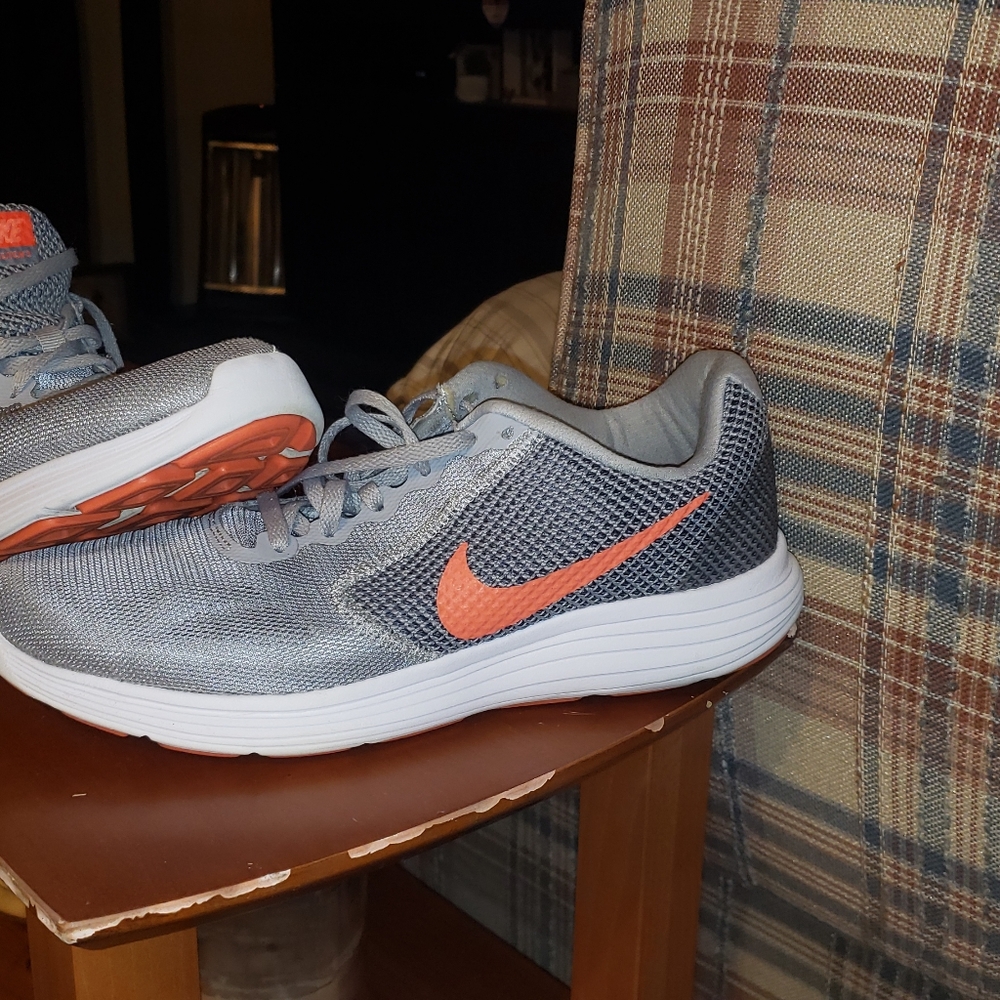 Womens shoes